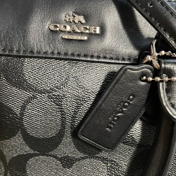 Coach body bag - Picture 4 of 4